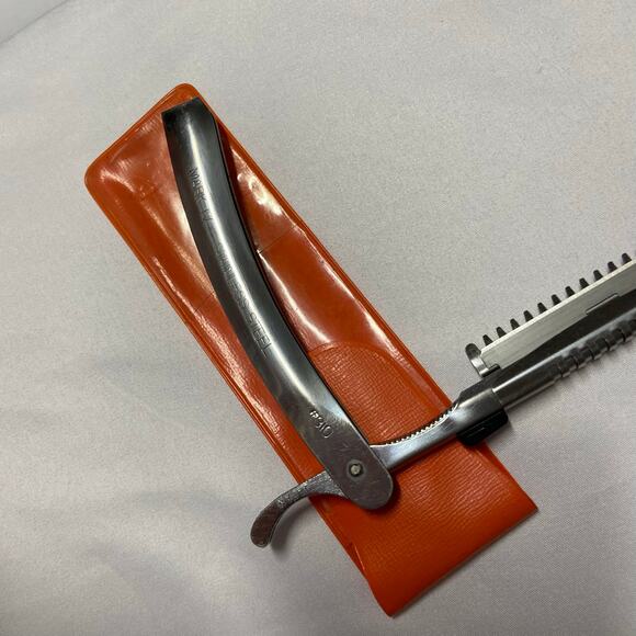Vintage Mark IV Stainless Steel #310 Thinner Razor Made In Japan With Case - Picture 4 of 7